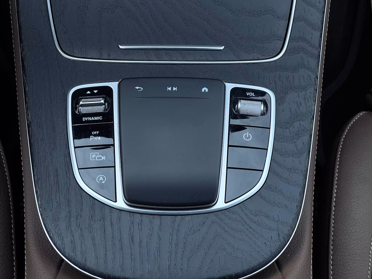 Mercedes-Benz E-Класс фото 25