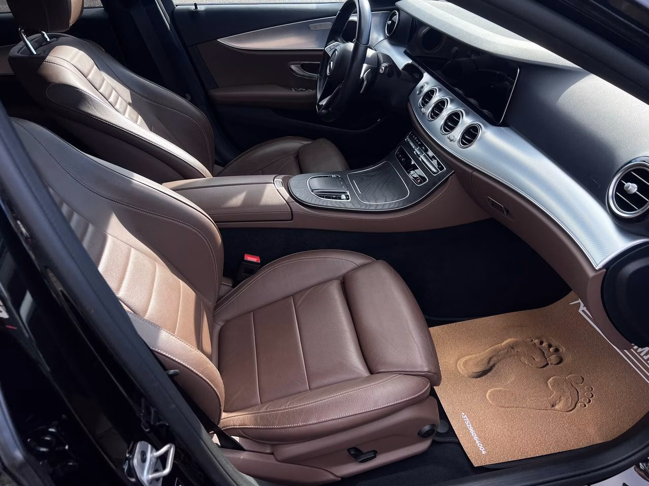 Mercedes-Benz E-Класс фото 16