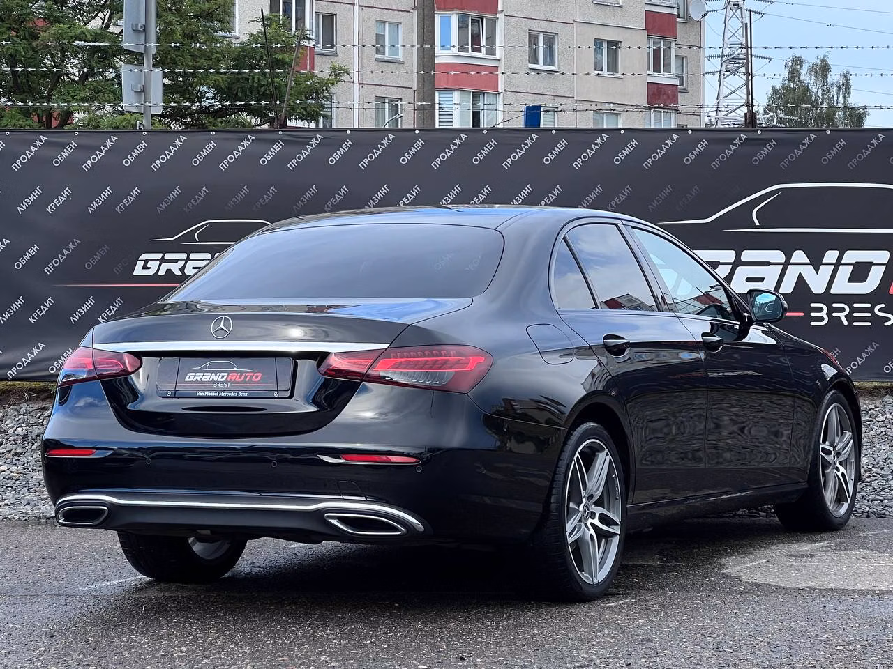 Mercedes-Benz E-Класс фото 4