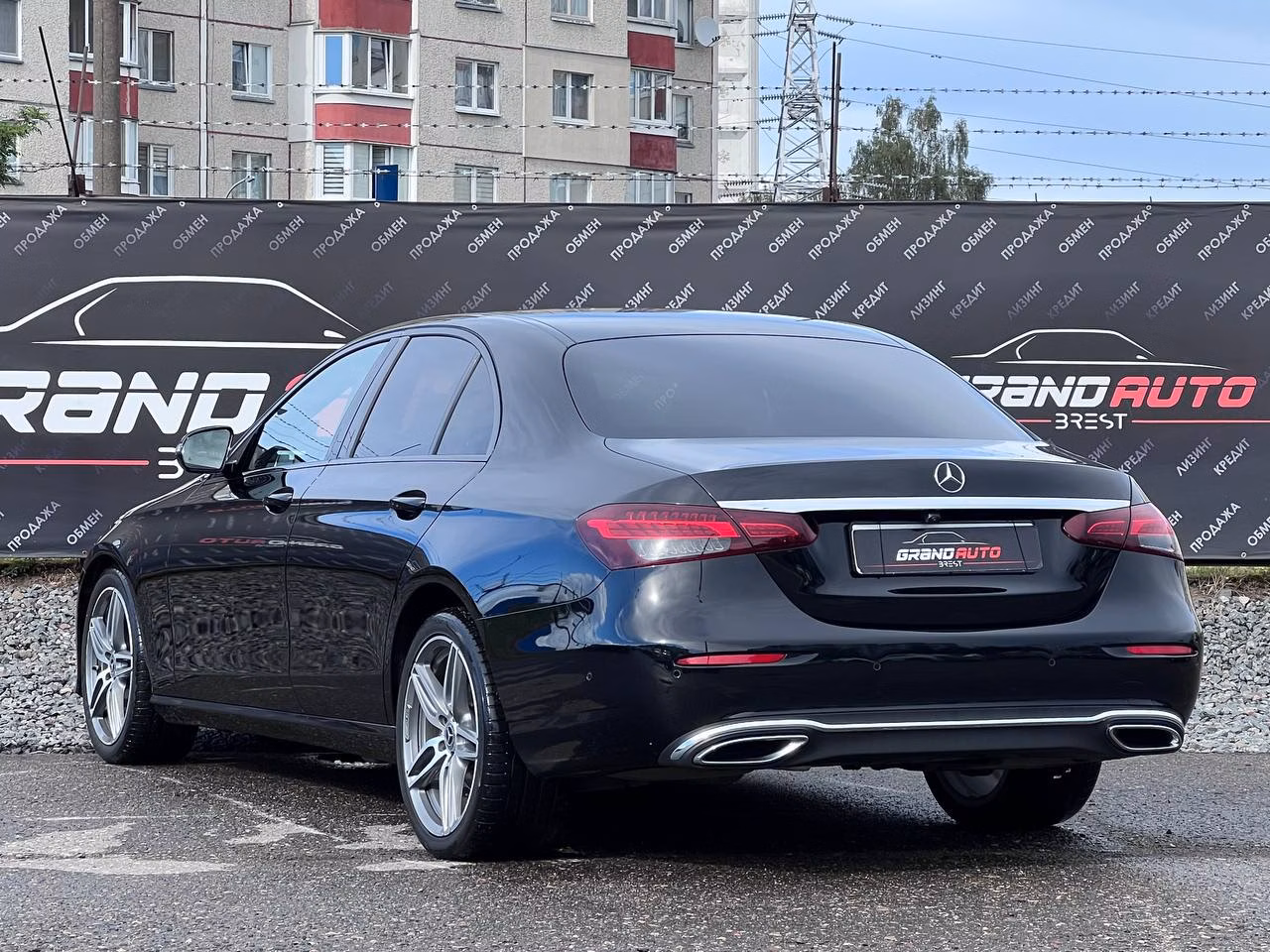 Mercedes-Benz E-Класс фото 3