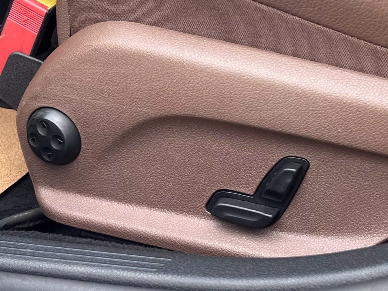 Mercedes-Benz E-Класс фото 9