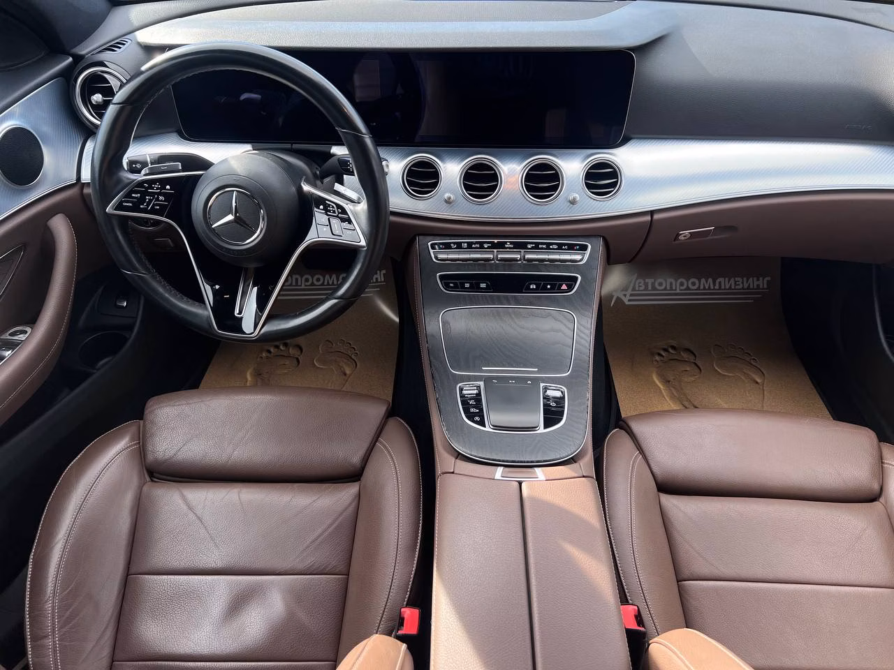 Mercedes-Benz E-Класс фото 20