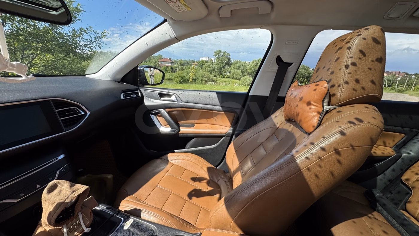 Peugeot 308 фото 5