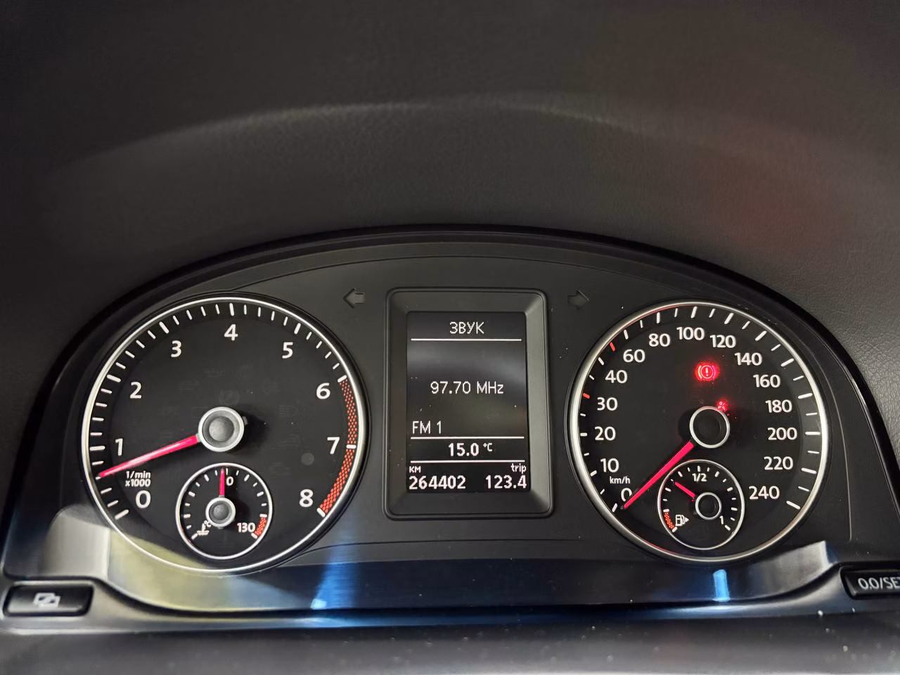 Volkswagen Touran фото 11