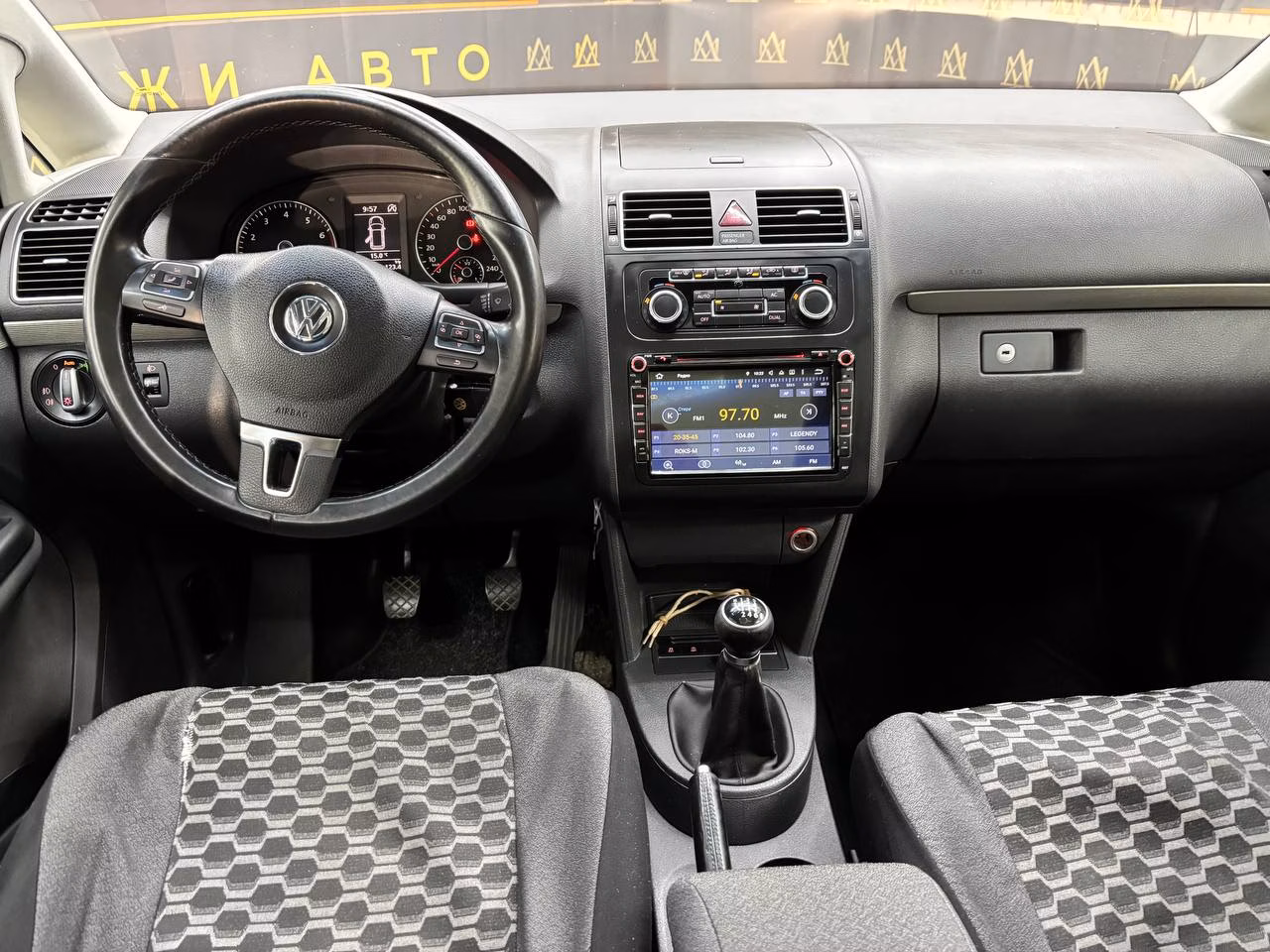 Volkswagen Touran фото 9