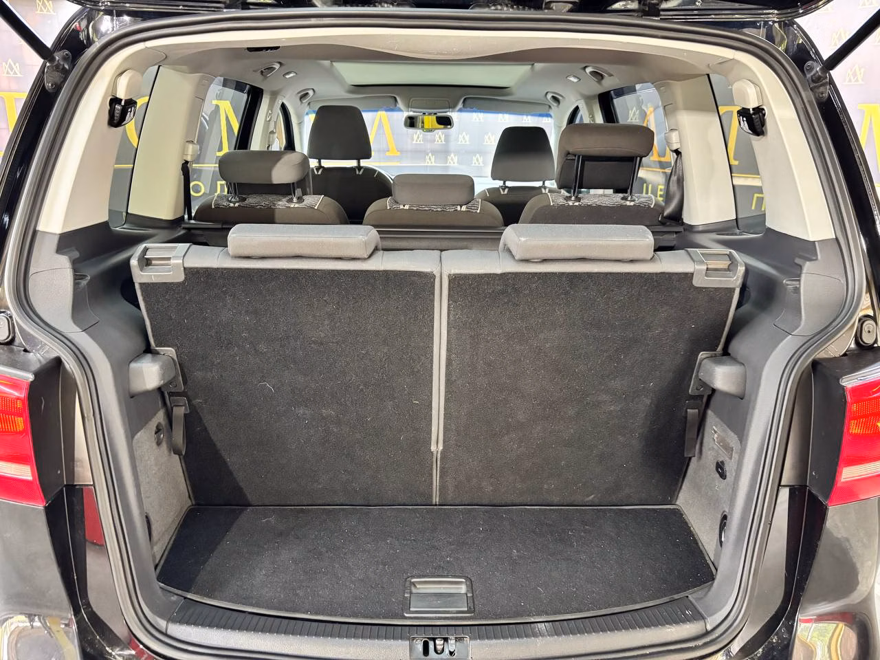 Volkswagen Touran фото 24