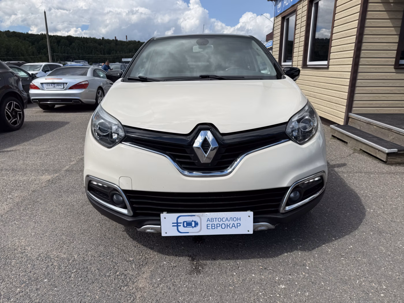 Renault Captur фото 3