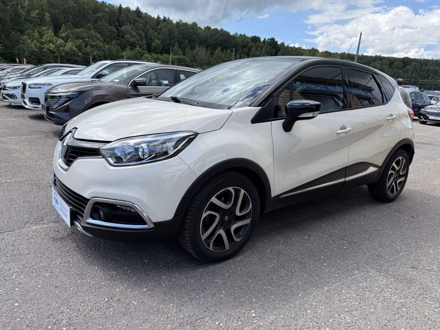 Renault Captur фото 2