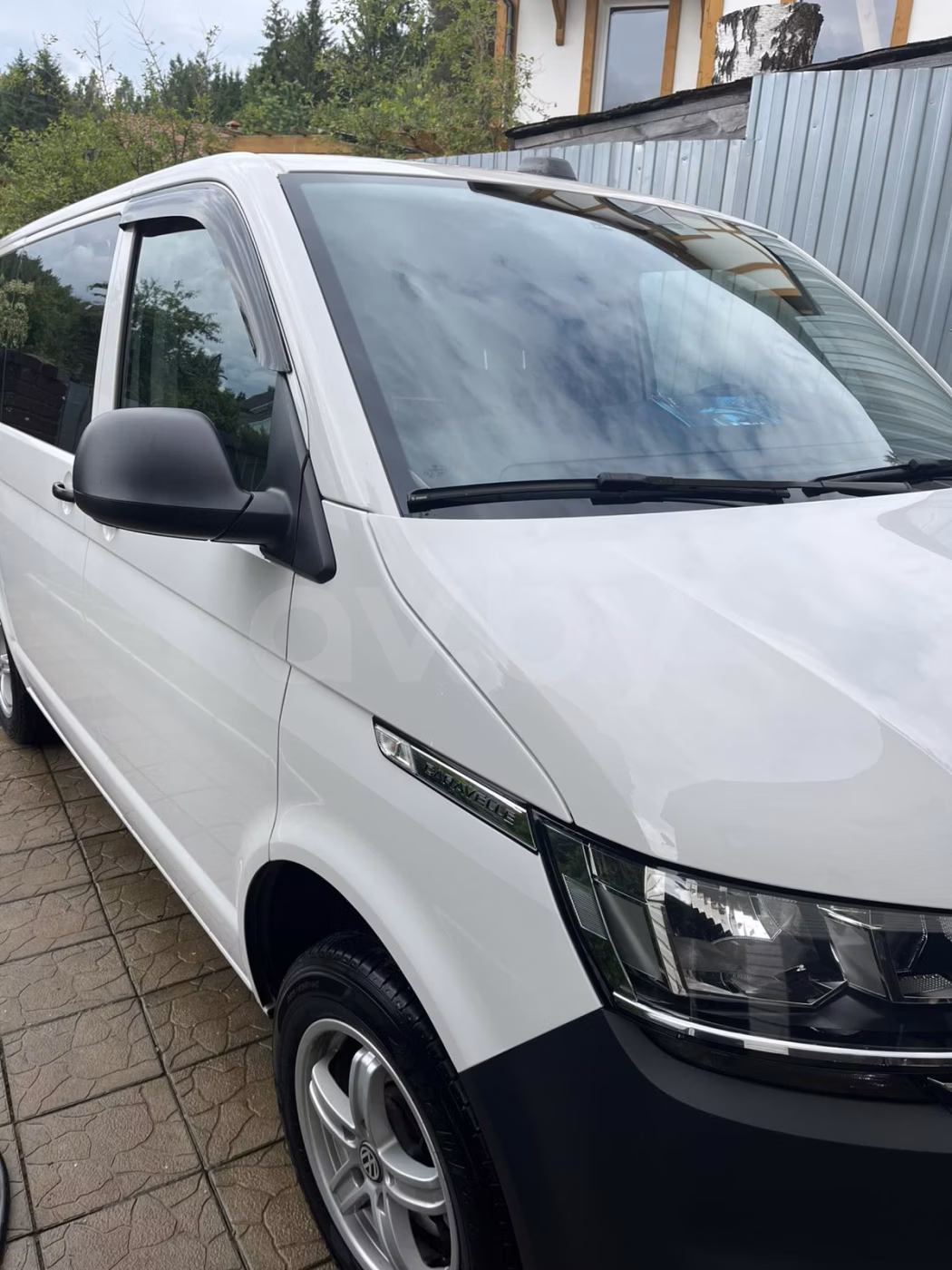 Volkswagen Caravelle фото 3