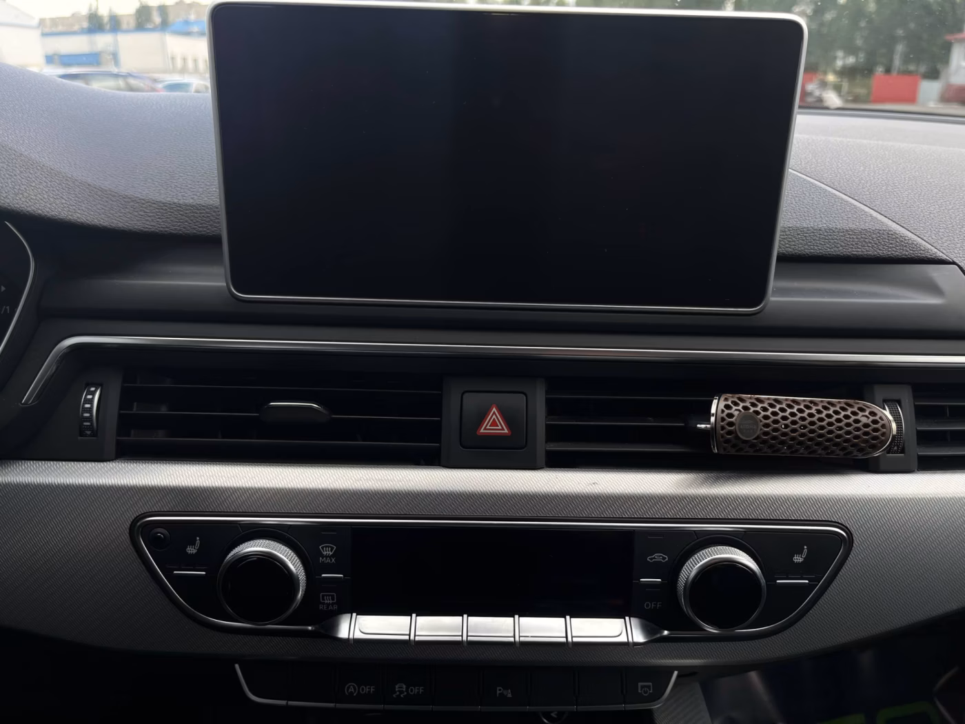 Audi A4 фото 15