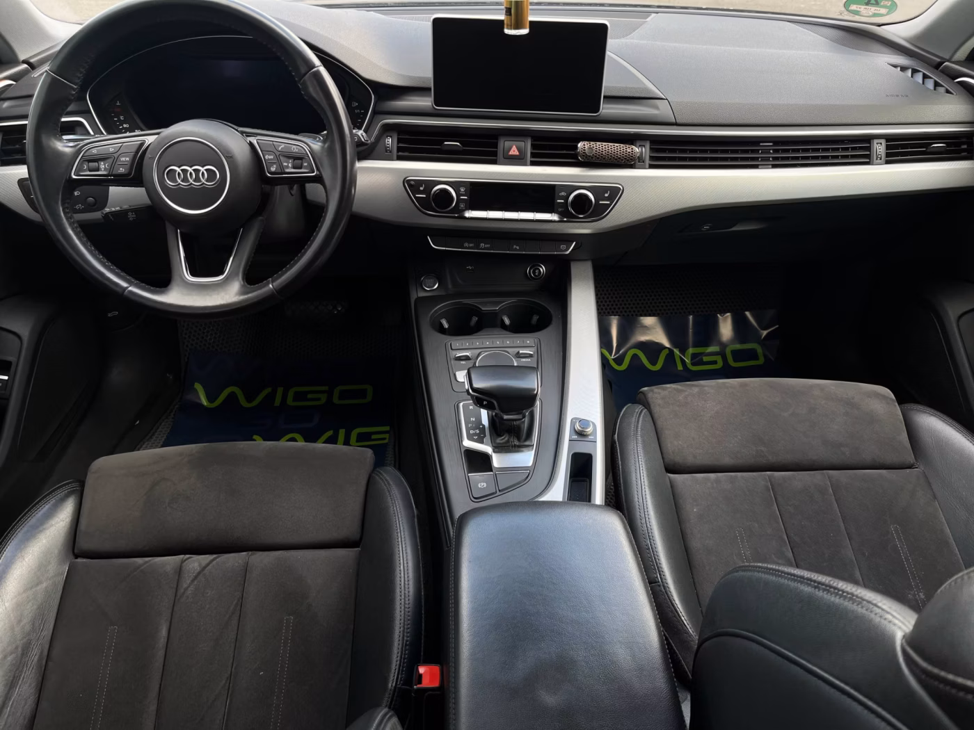 Audi A4 фото 18