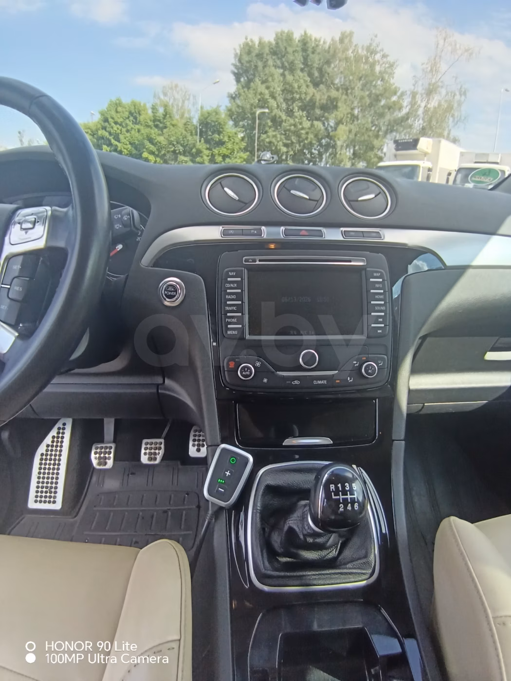 Ford Galaxy фото 10