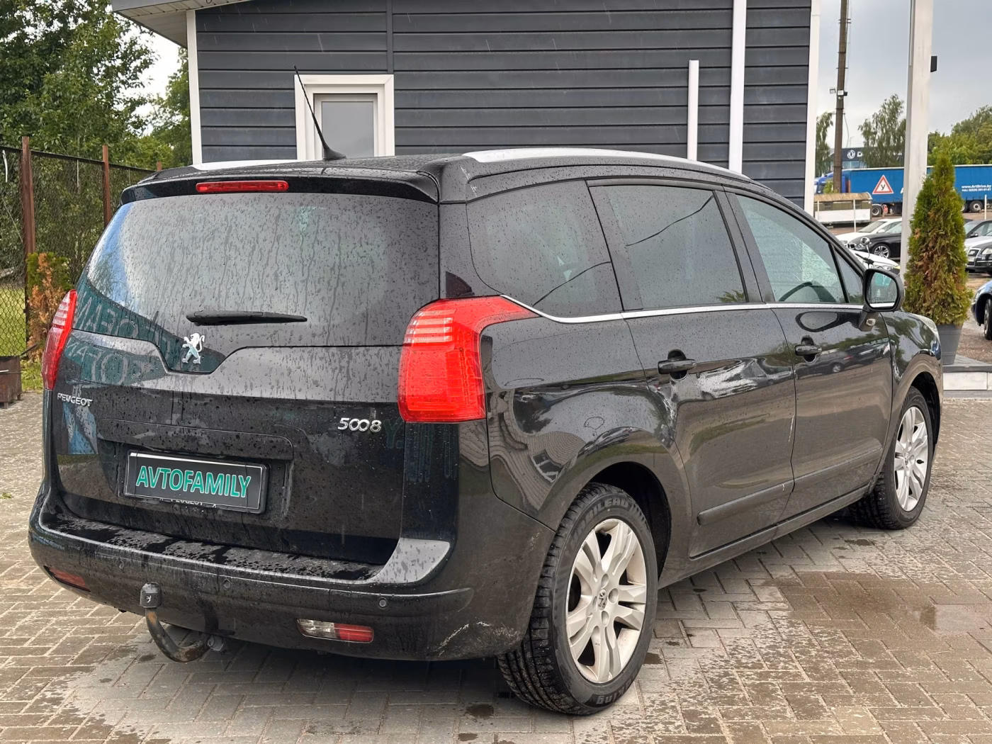 Peugeot 5008 фото 8
