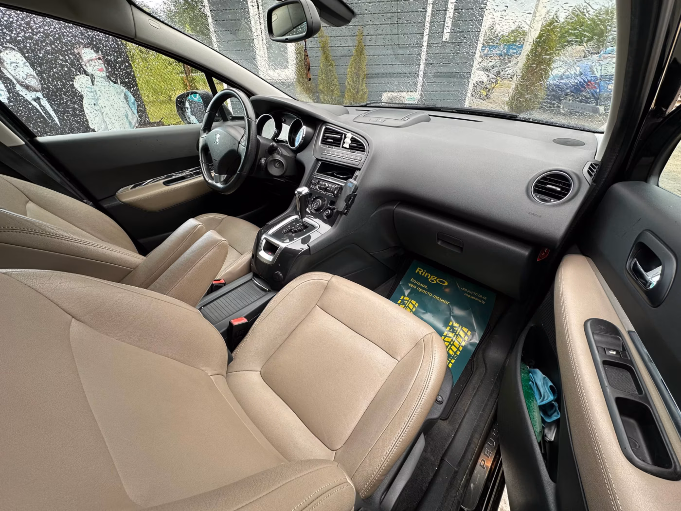 Peugeot 5008 фото 17