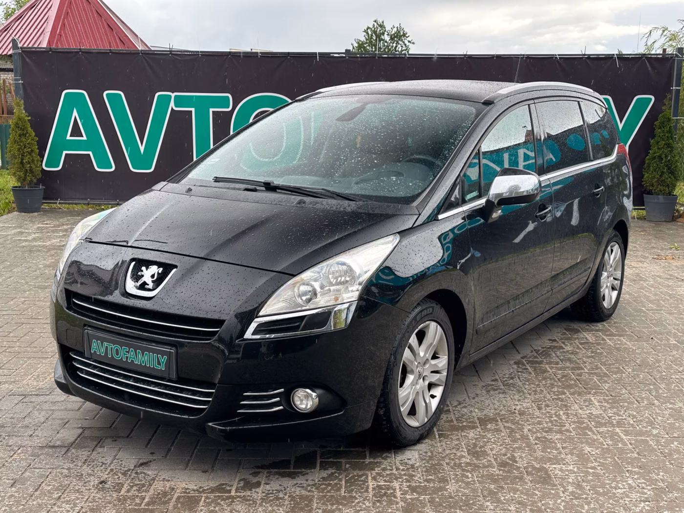 Peugeot 5008 фото 3