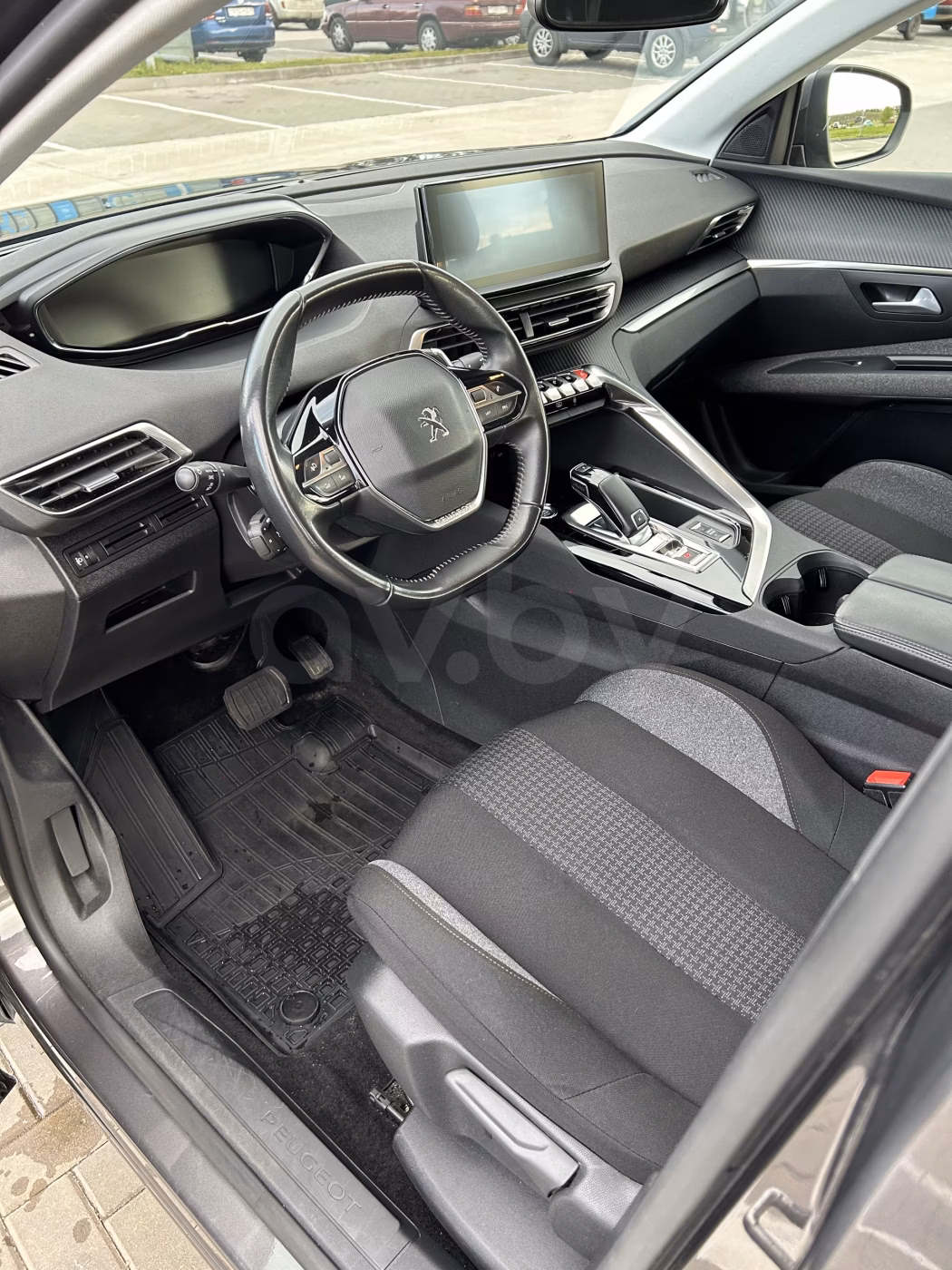 Peugeot 5008 фото 5