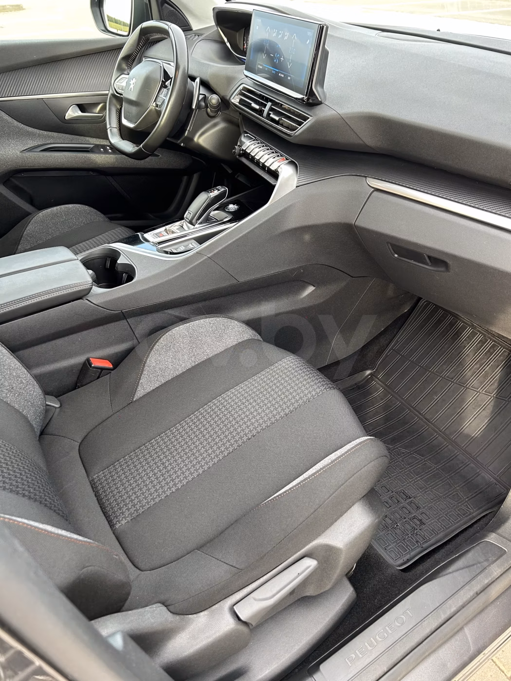 Peugeot 5008 фото 7