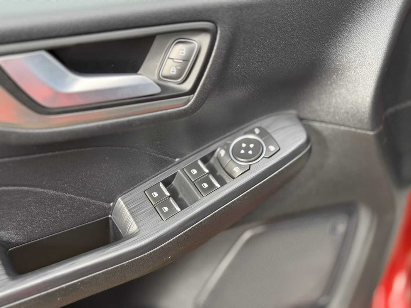 Ford Kuga фото 17