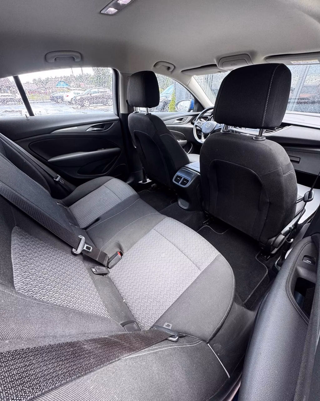 Opel Insignia фото 13