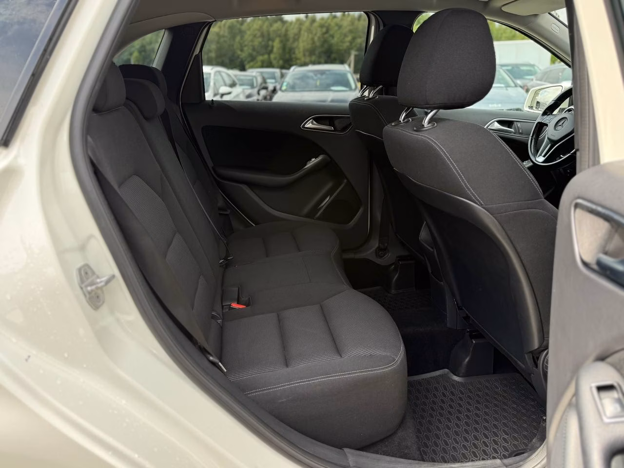 Mercedes-Benz B-Класс фото 13