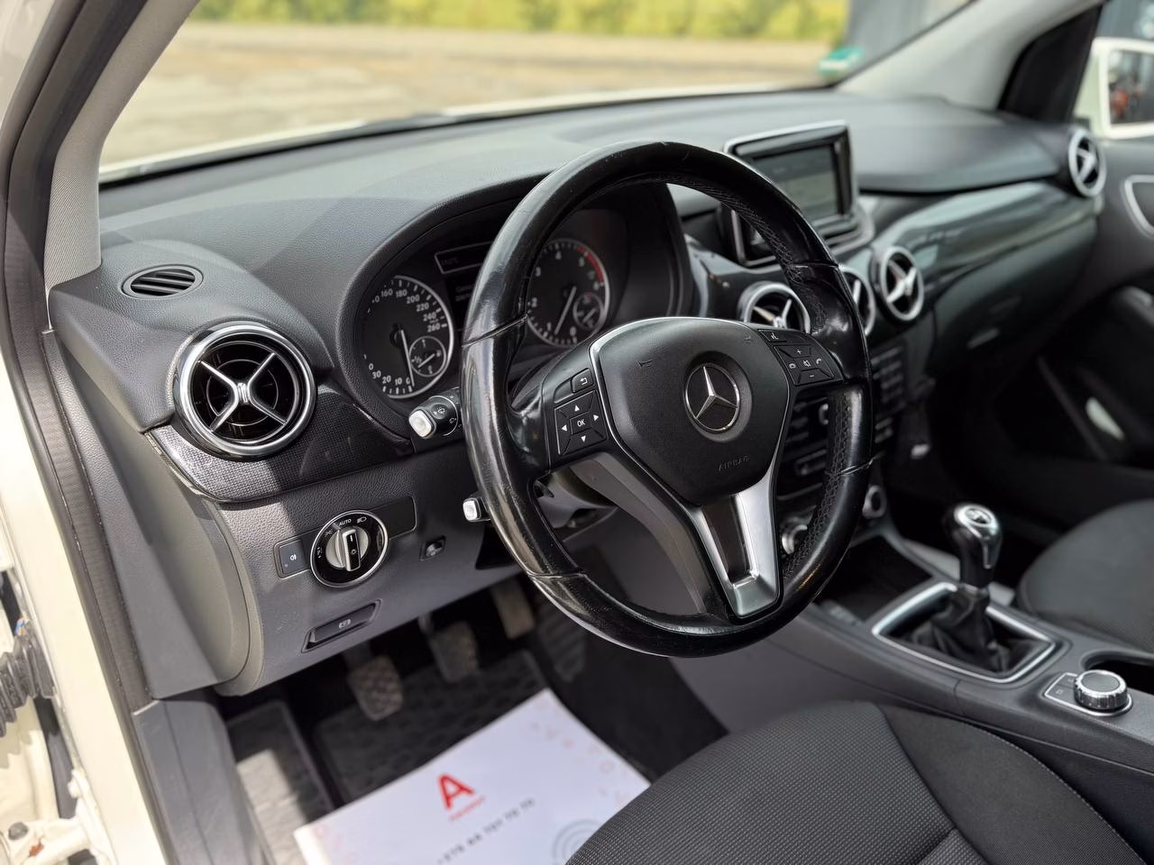 Mercedes-Benz B-Класс фото 11
