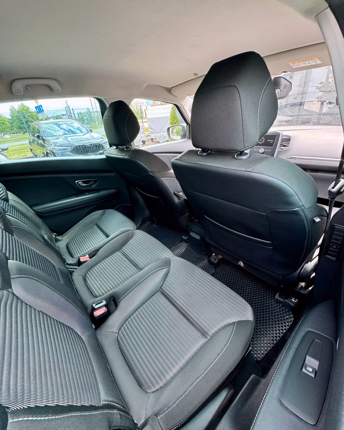 Renault Scenic фото 13