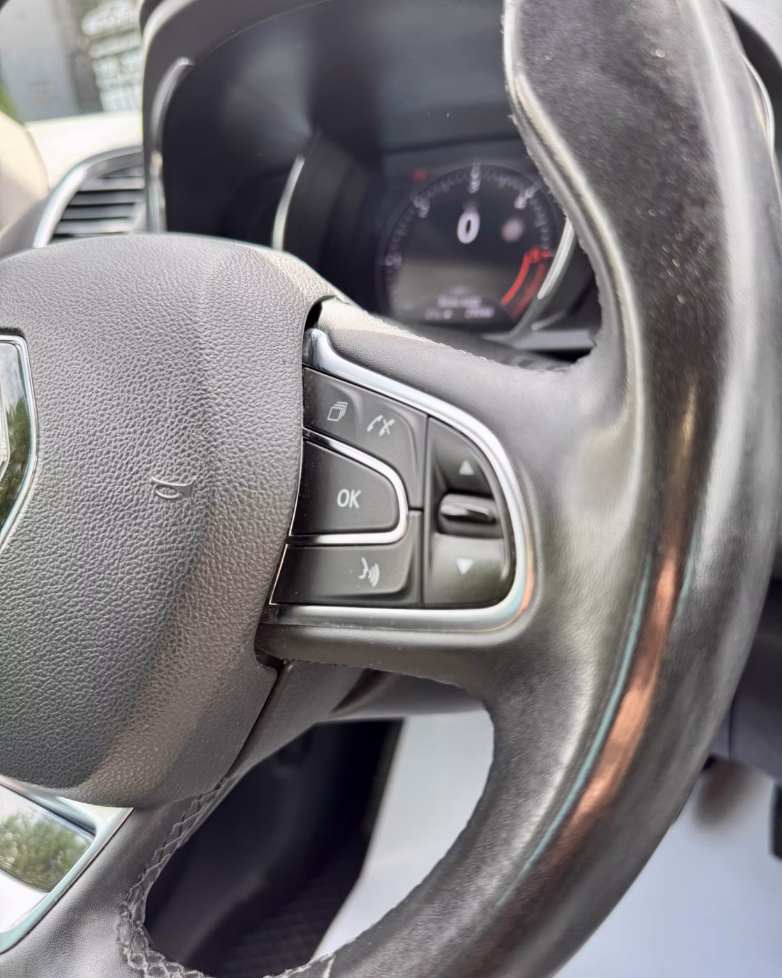 Renault Scenic фото 19