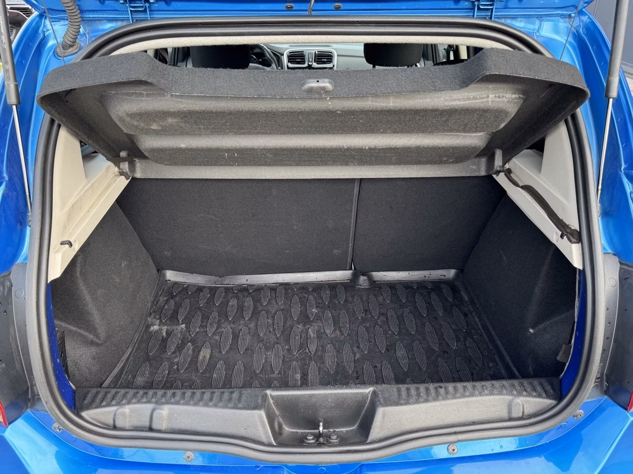 Renault Sandero Stepway фото 17