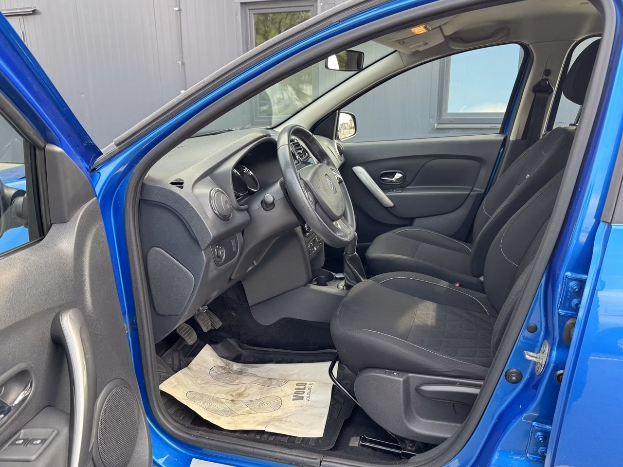 Renault Sandero Stepway фото 11