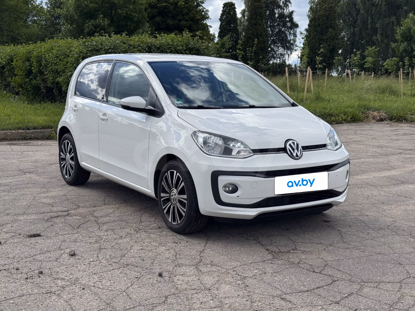 Volkswagen up! фото 2