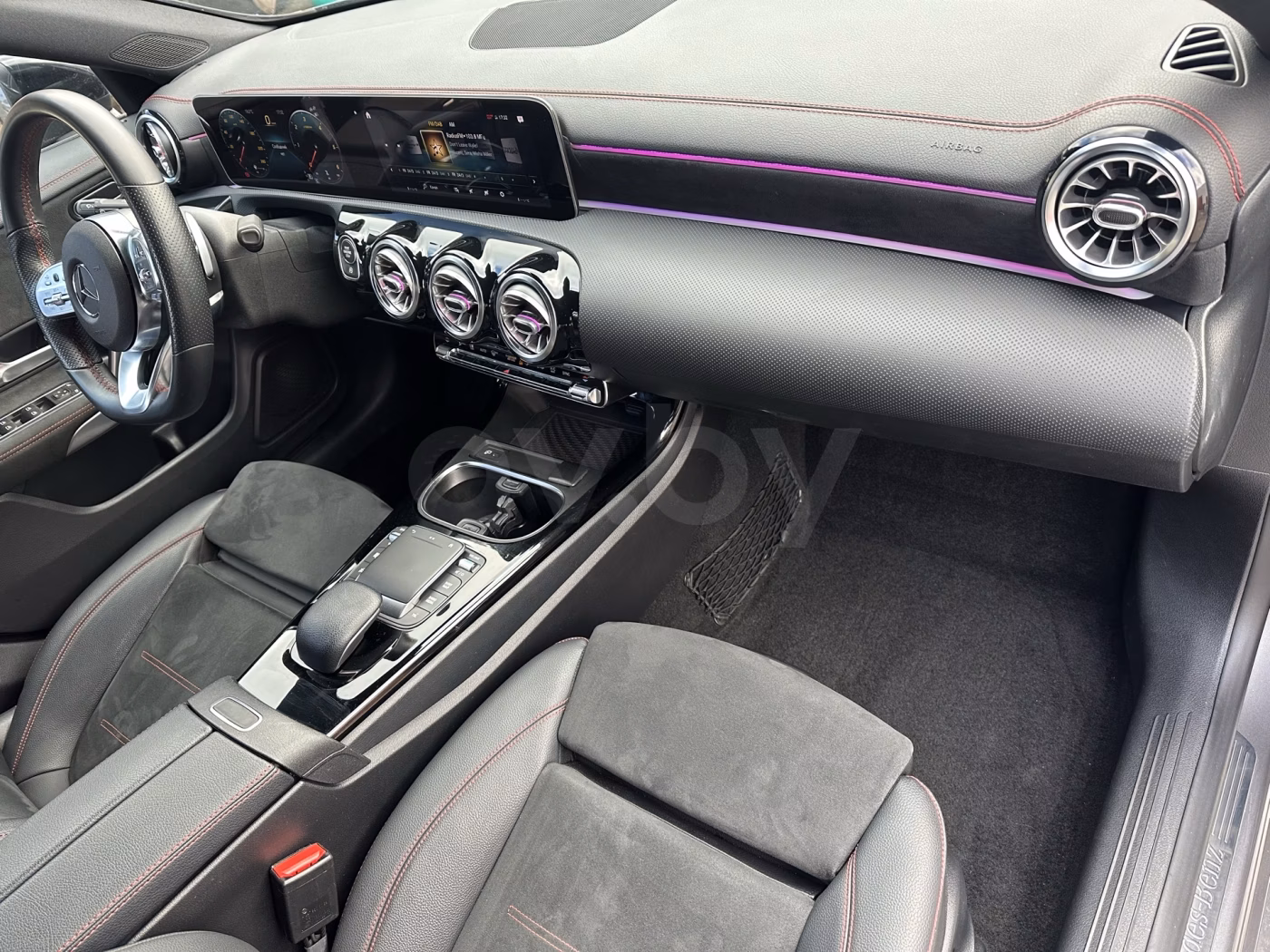 Mercedes-Benz CLA фото 15