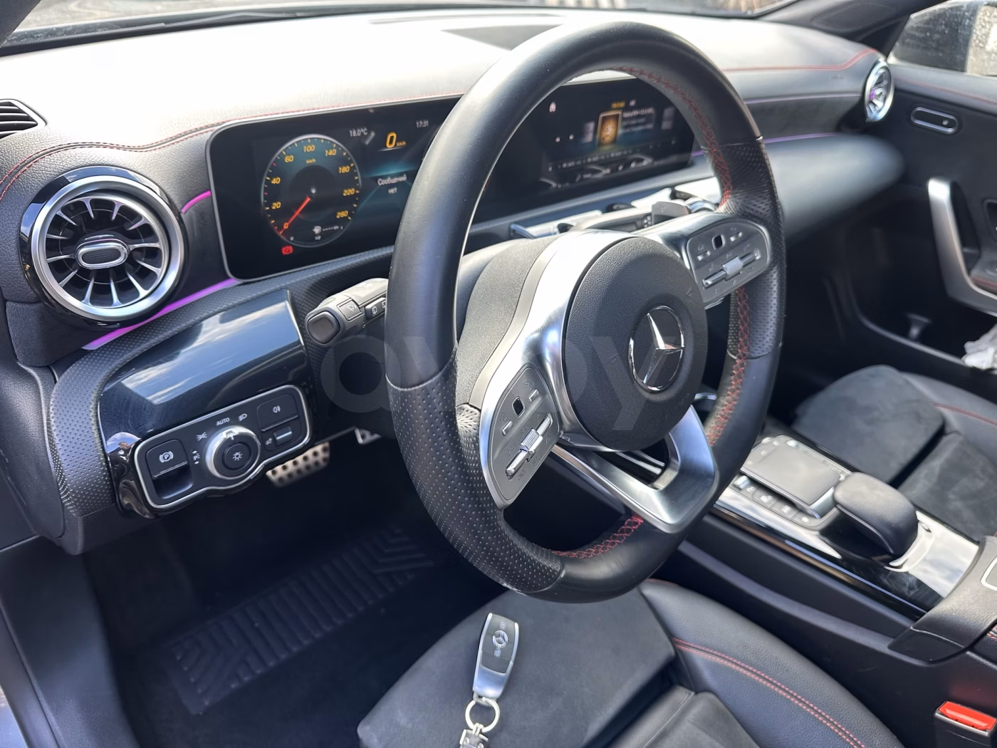 Mercedes-Benz CLA фото 17