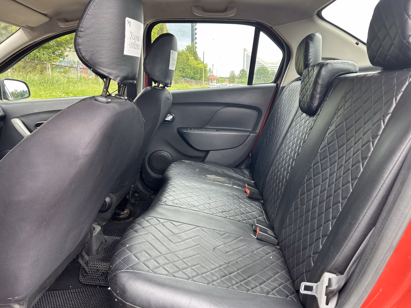 Renault Logan Stepway фото 10