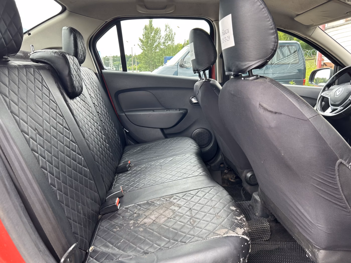 Renault Logan Stepway фото 11