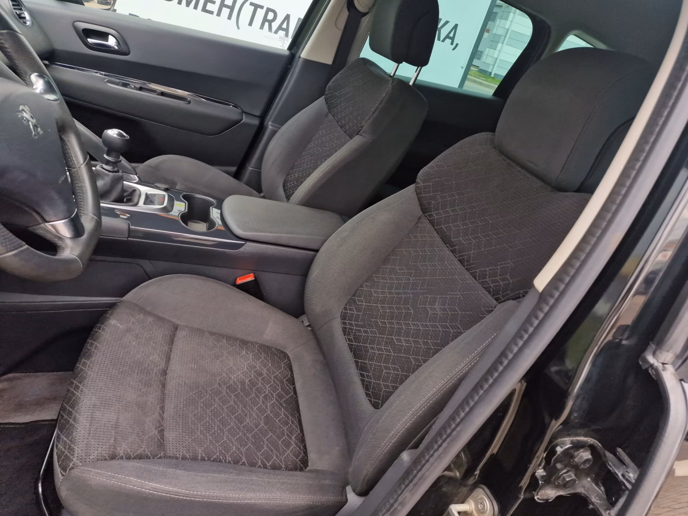 Peugeot 3008 фото 16