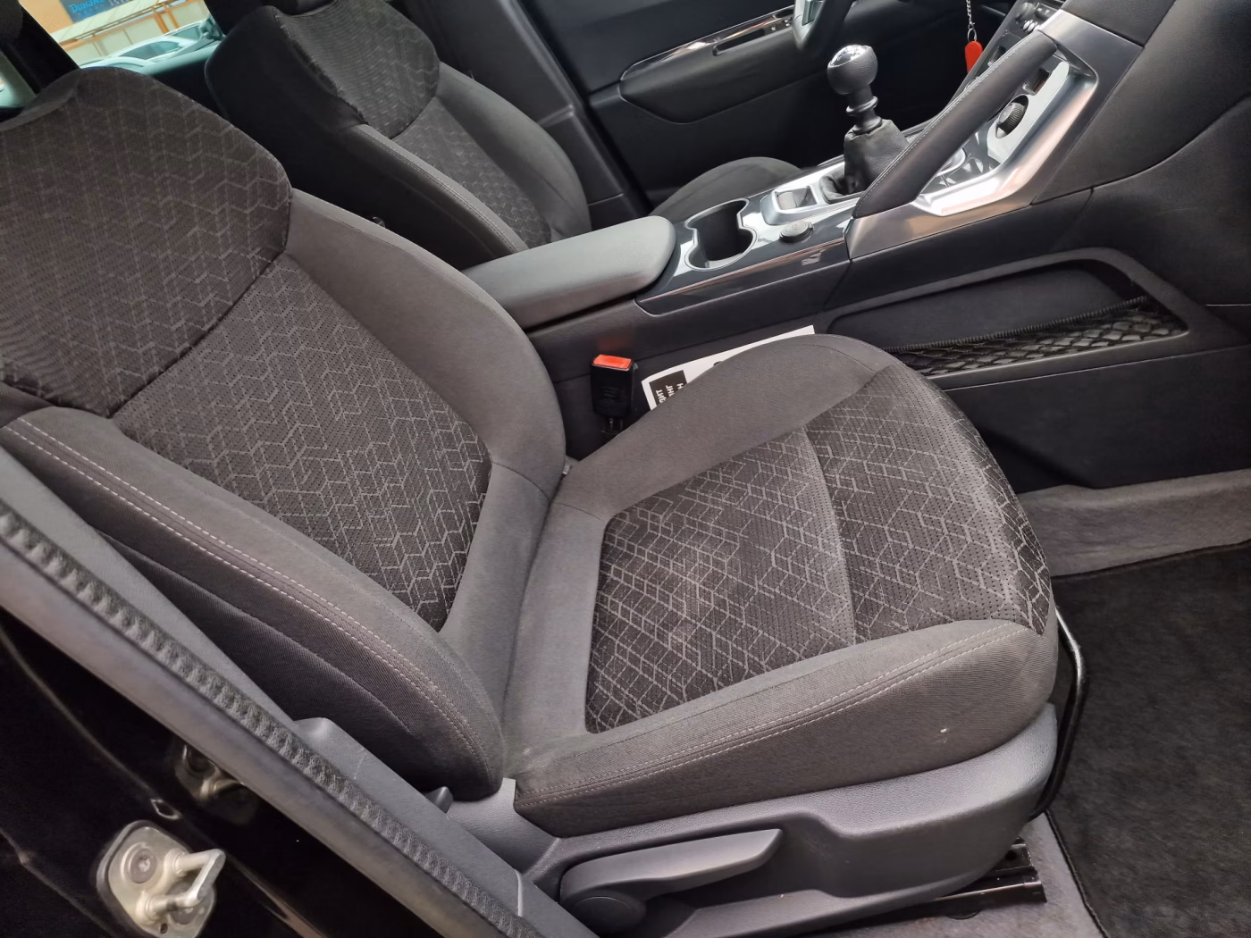 Peugeot 3008 фото 18