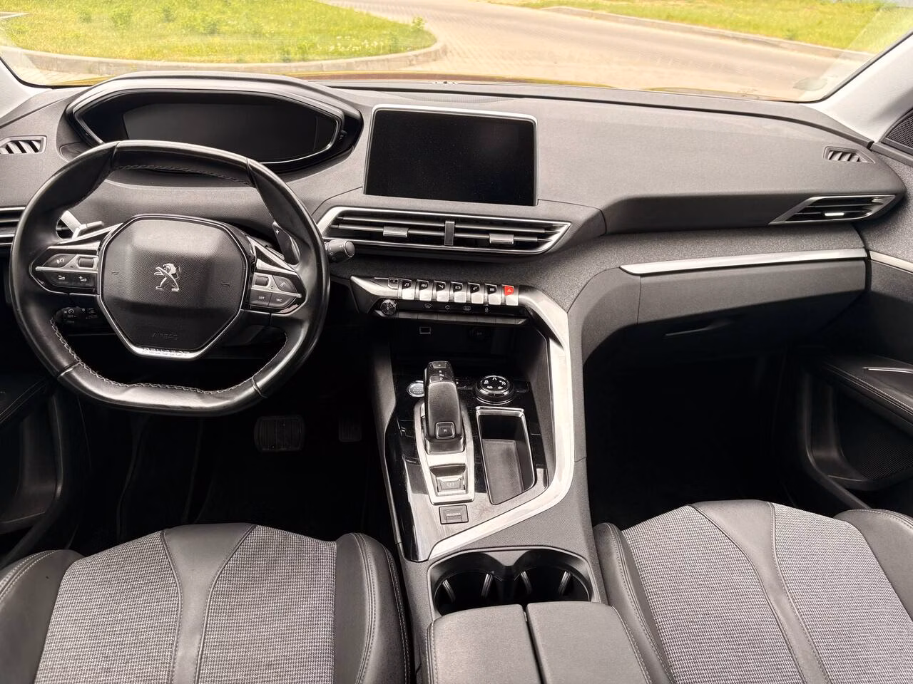 Peugeot 3008 фото 9