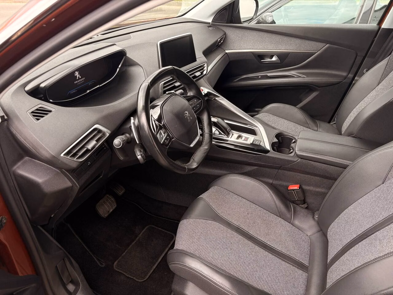 Peugeot 3008 фото 12