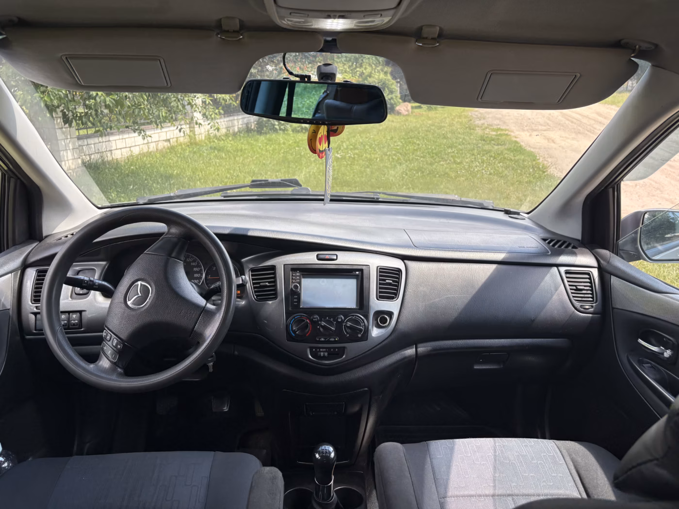 Mazda MPV фото 13