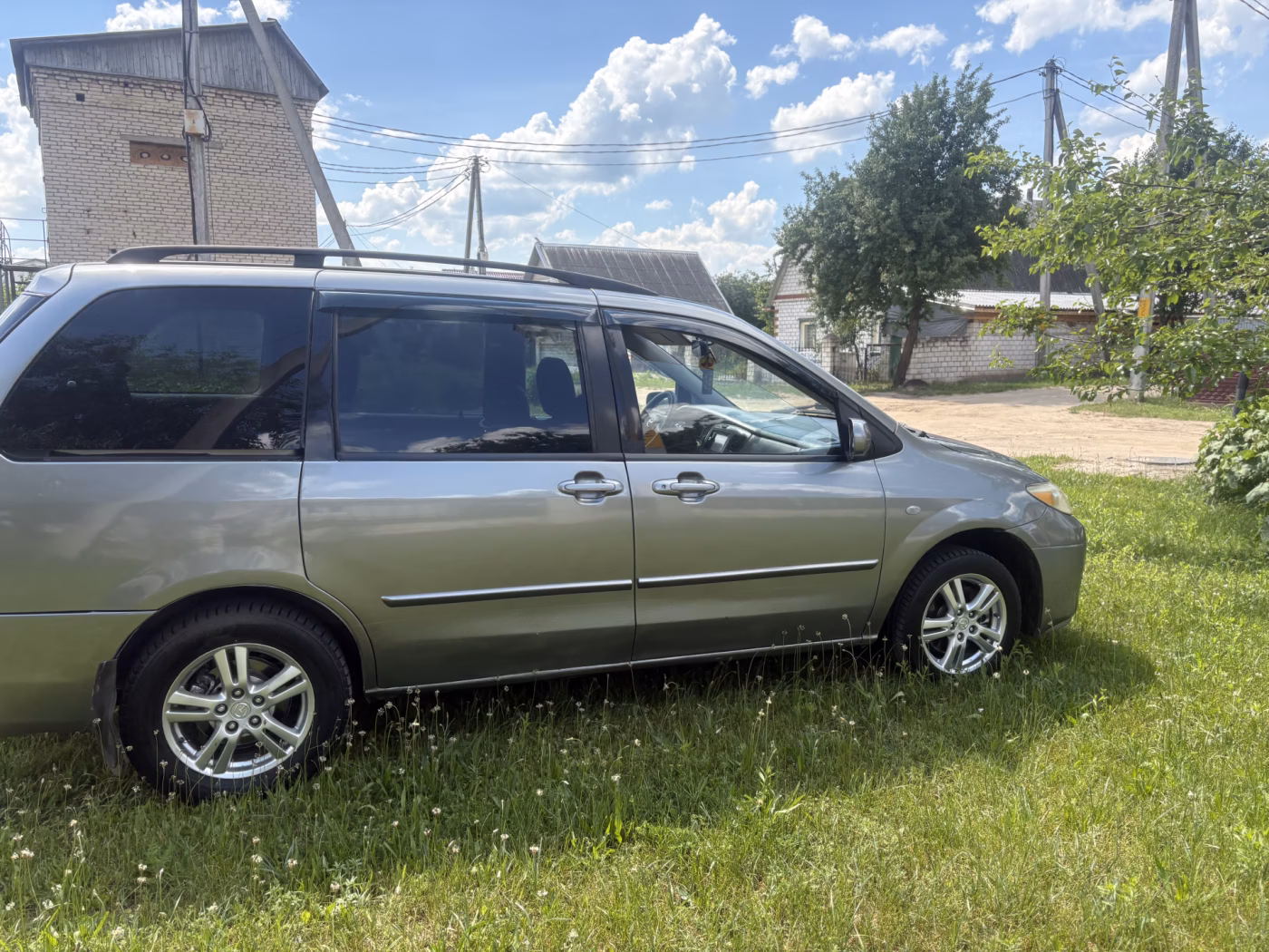 Mazda MPV фото 24