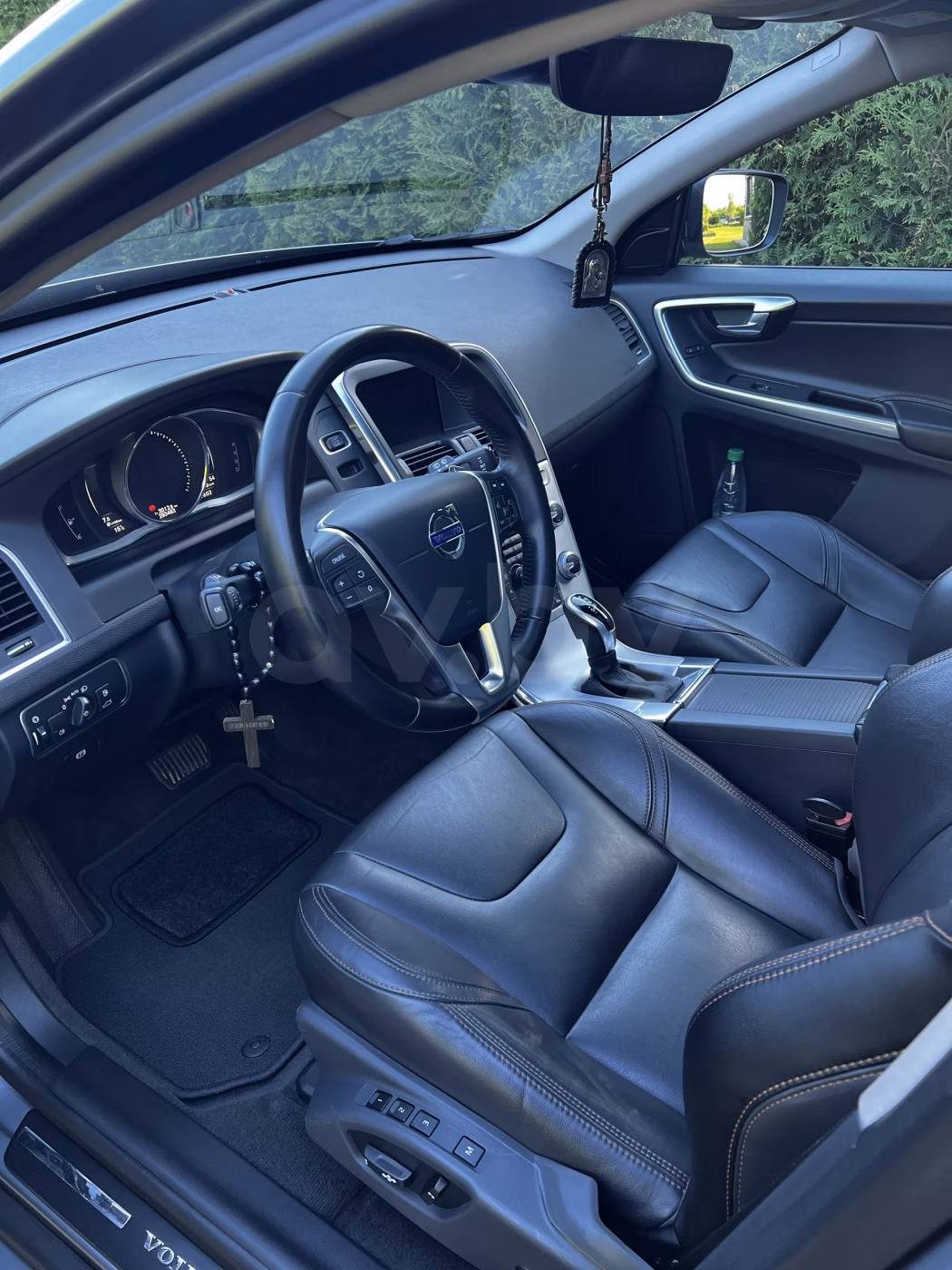 Volvo XC60 фото 8