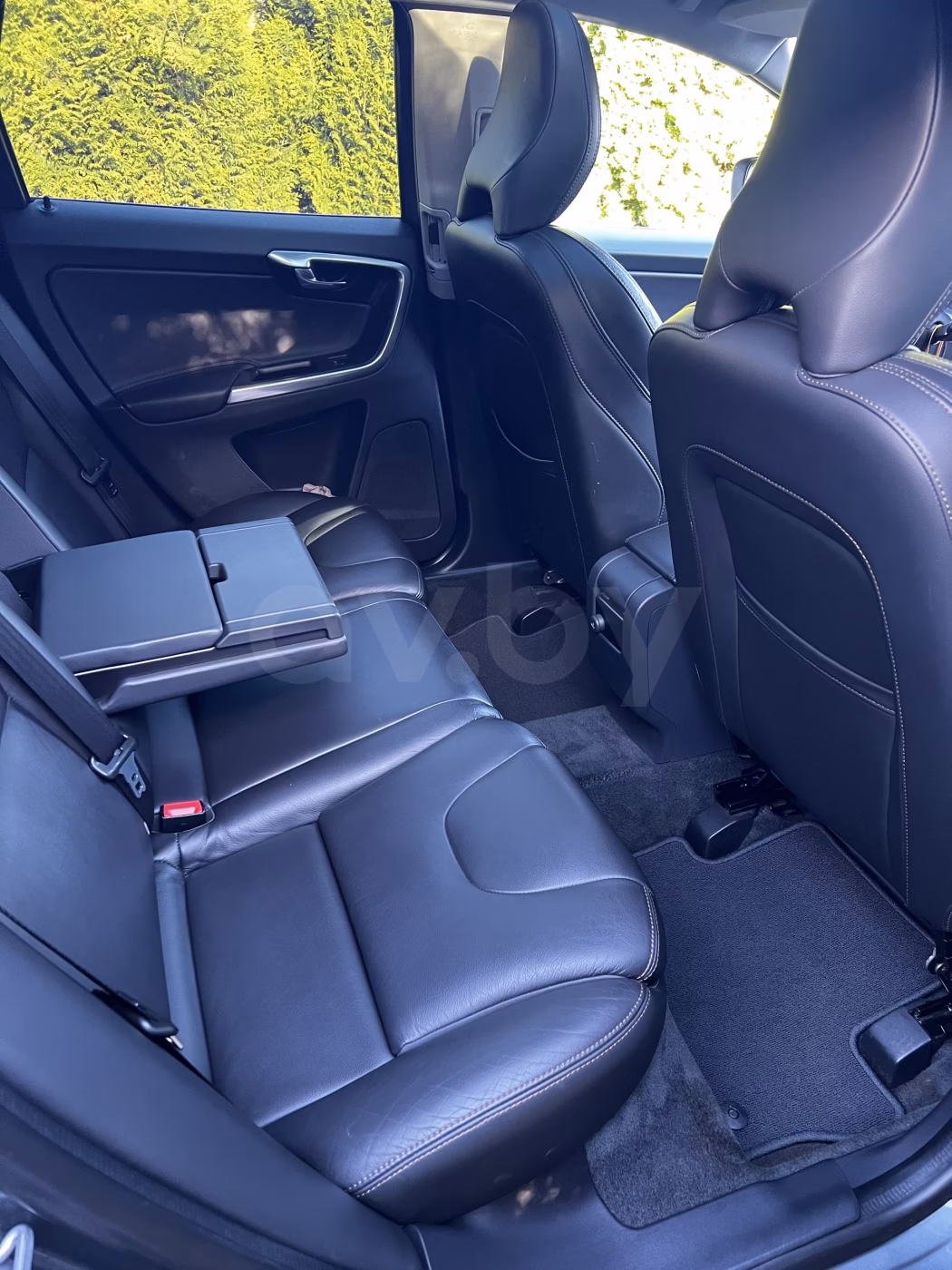 Volvo XC60 фото 11