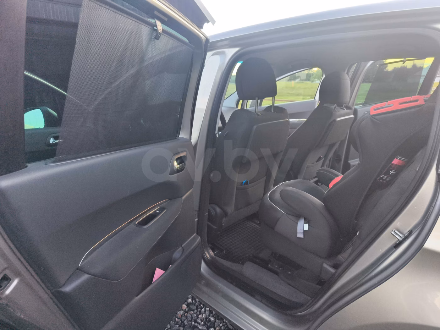 Peugeot 5008 фото 10