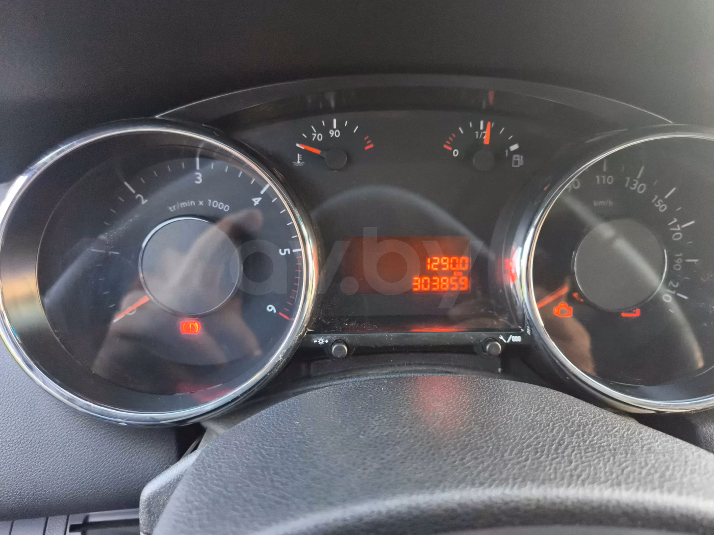 Peugeot 5008 фото 11
