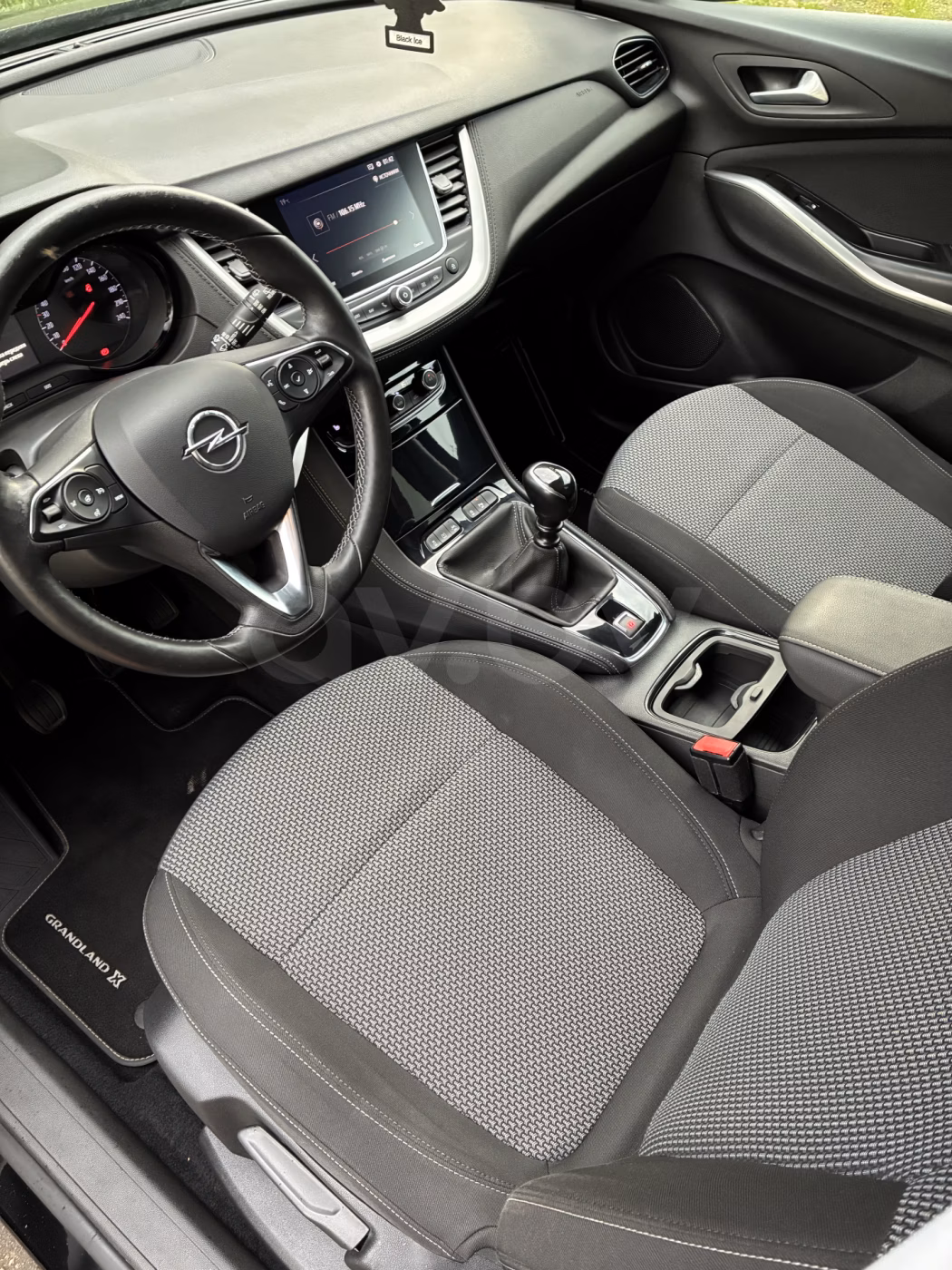 Opel Grandland X фото 2