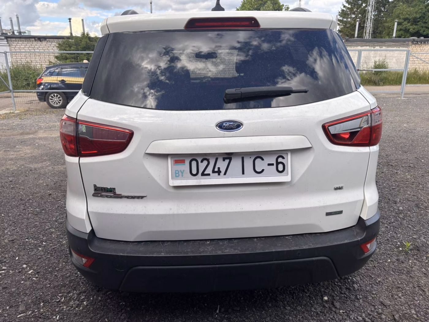 Ford EcoSport фото 8