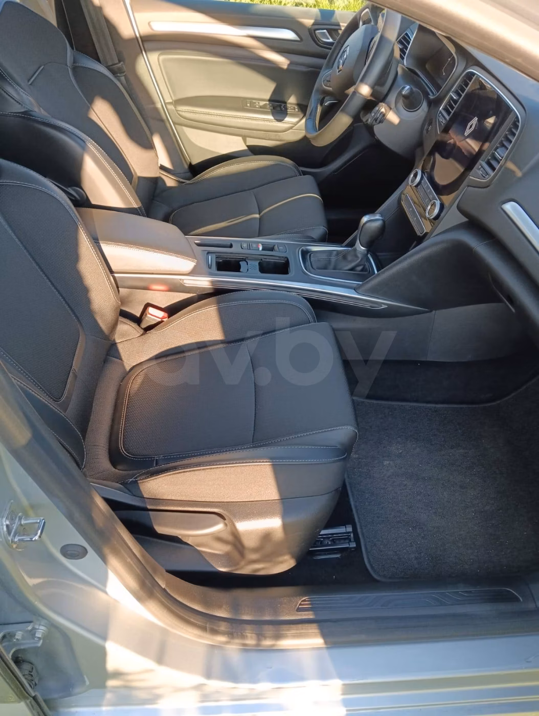 Renault Megane фото 13