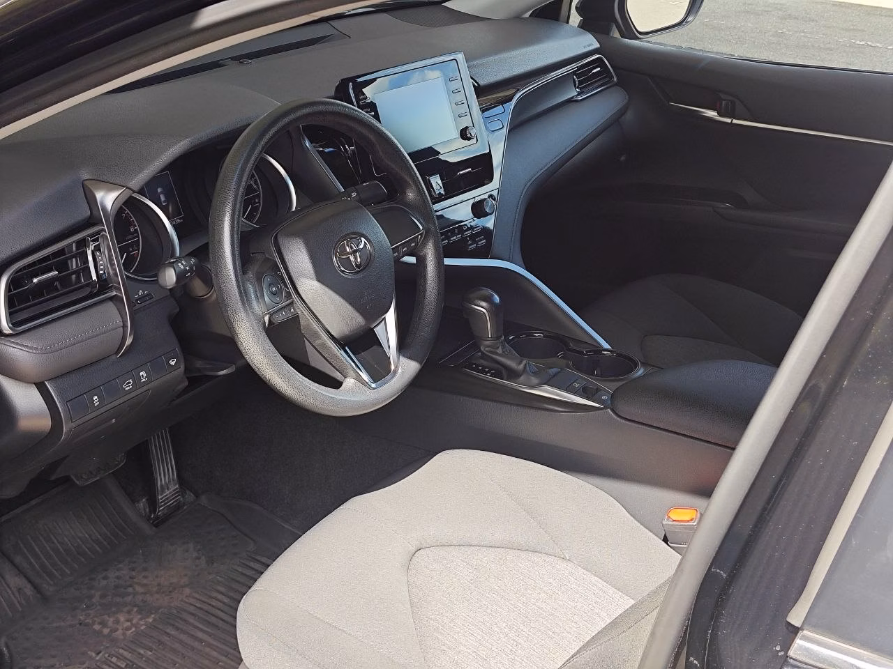 Toyota Camry фото 9