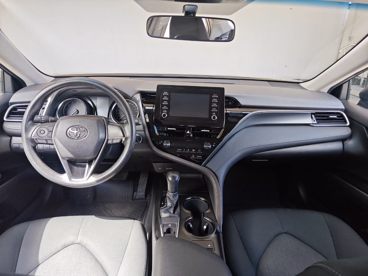 Toyota Camry фото 19