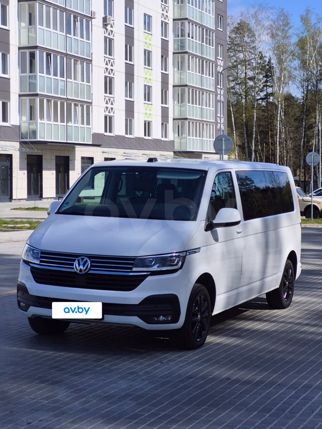 Volkswagen Caravelle фото 8